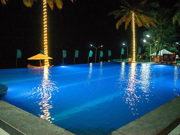 432266953_1066082477814563_1849723674107031657_n